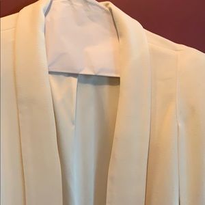 GILI Women’s drape sleeve jacket